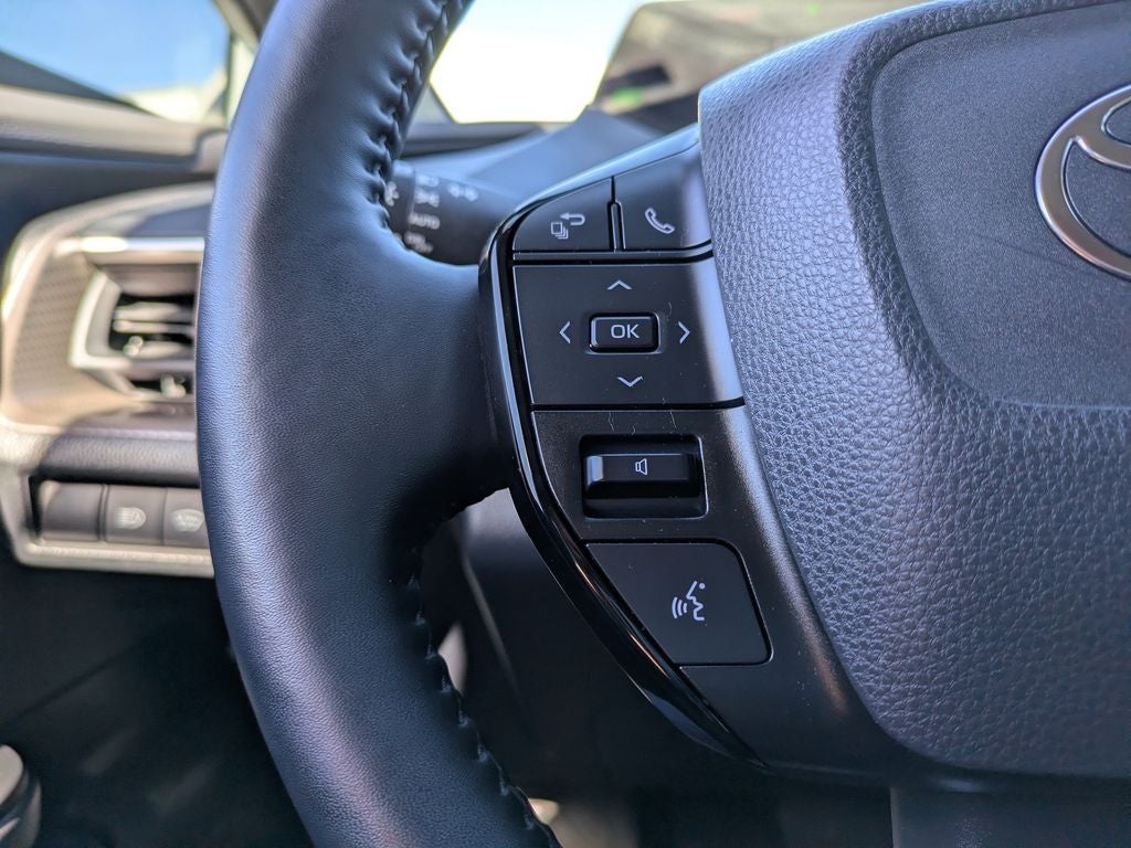 2023 Toyota Prius XLE