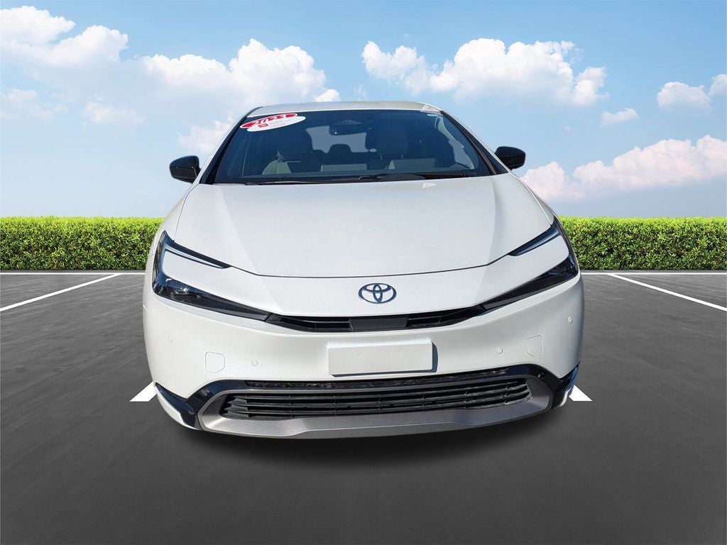 2023 Toyota Prius XLE
