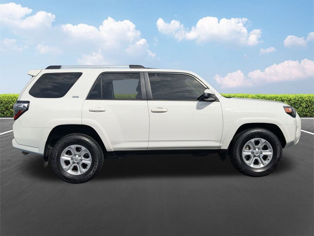 2022 Toyota 4Runner SR5