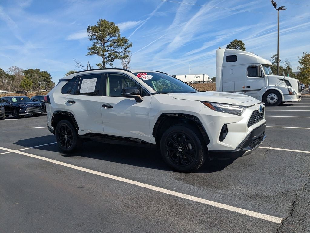 2023 Toyota RAV4 Hybrid SE