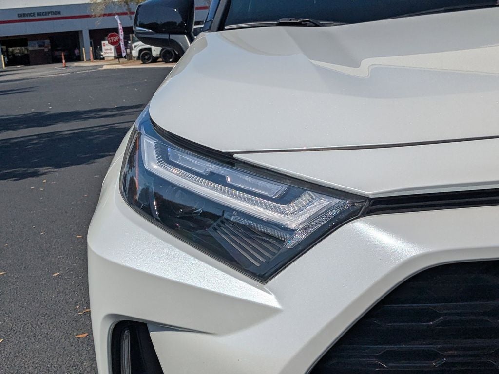 2025 Toyota RAV4 Hybrid XSE