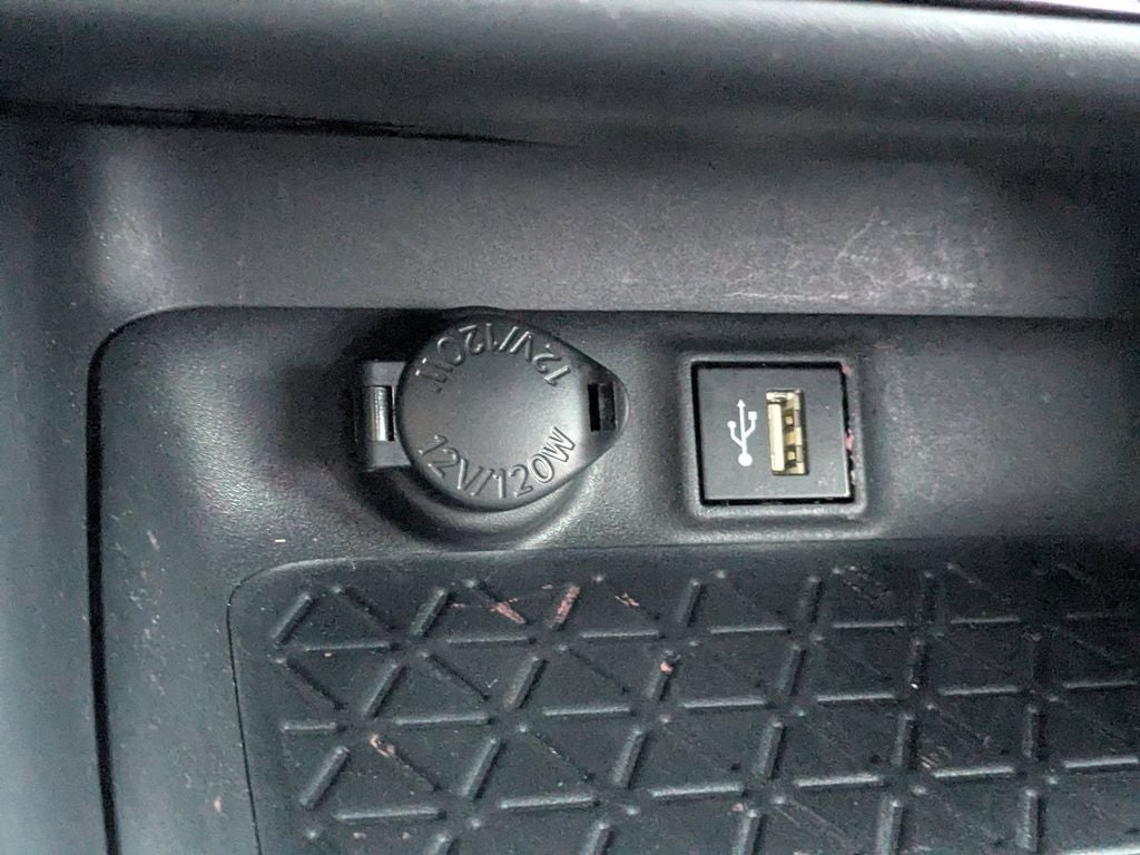 2025 Toyota RAV4 Hybrid XSE