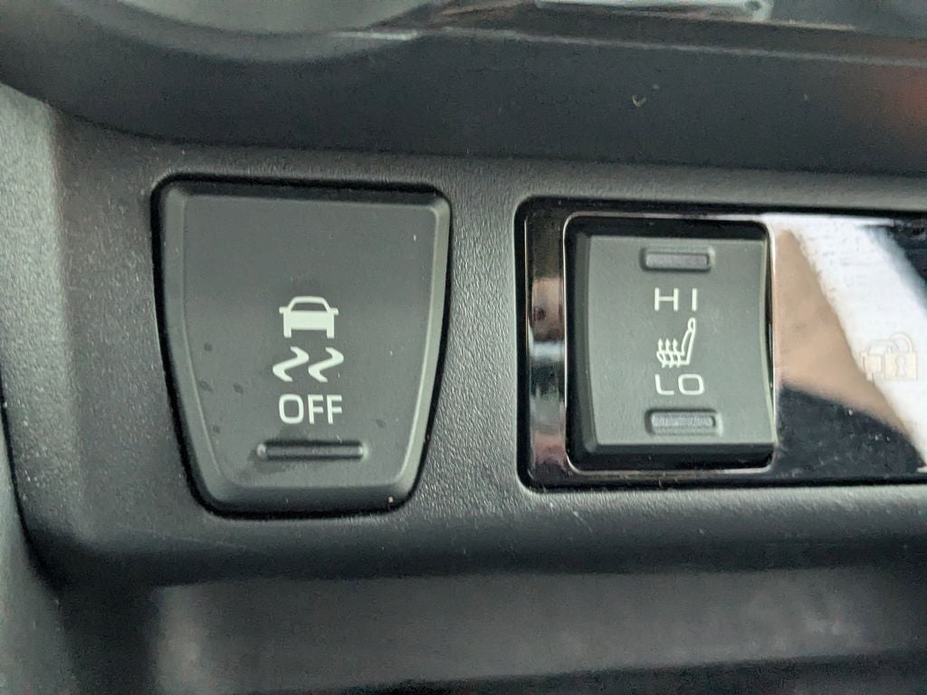 2025 Toyota RAV4 Hybrid XSE