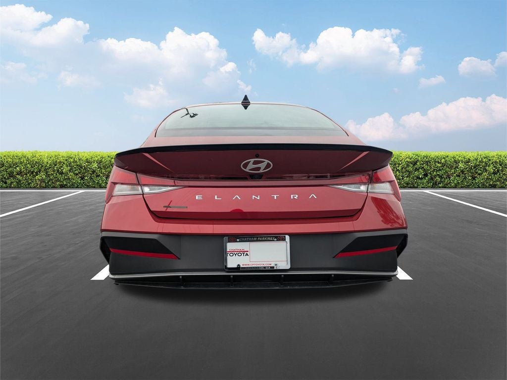 2025 Hyundai Elantra SEL Sport