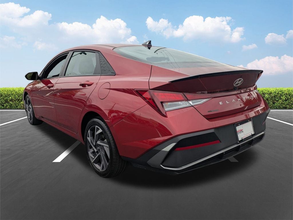 2025 Hyundai Elantra SEL Sport