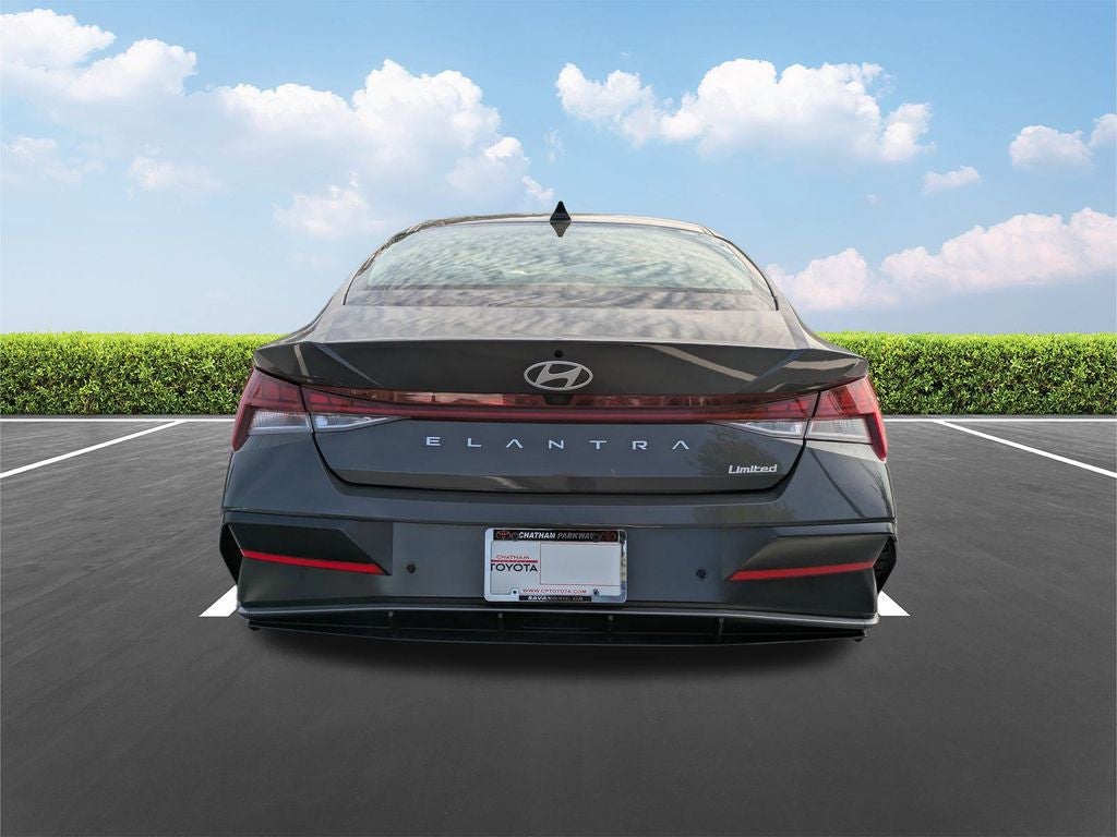 2024 Hyundai Elantra Limited