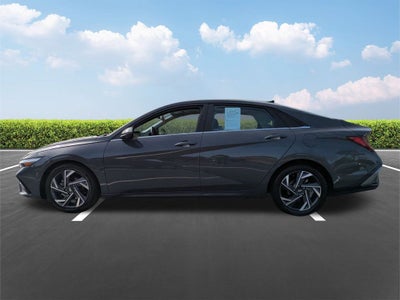 2024 Hyundai Elantra Limited